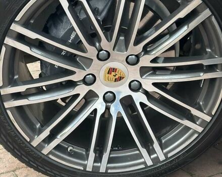 Черный Порше Каен, объемом двигателя 3.6 л и пробегом 64 тыс. км за 28999 $, фото 132 на Automoto.ua