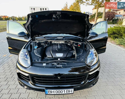 Черный Порше Каен, объемом двигателя 2.97 л и пробегом 131 тыс. км за 37999 $, фото 73 на Automoto.ua