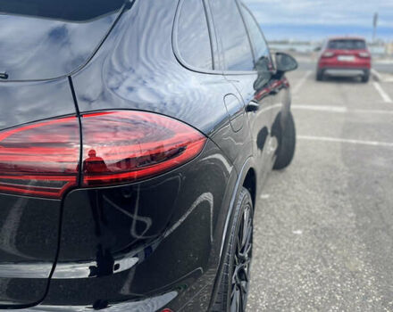 Чорний Порше Cayenne, об'ємом двигуна 3 л та пробігом 230 тис. км за 41000 $, фото 12 на Automoto.ua