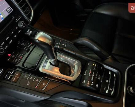 Чорний Порше Cayenne, об'ємом двигуна 3 л та пробігом 146 тис. км за 45500 $, фото 21 на Automoto.ua