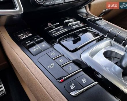 Чорний Порше Cayenne, об'ємом двигуна 3 л та пробігом 110 тис. км за 36000 $, фото 24 на Automoto.ua
