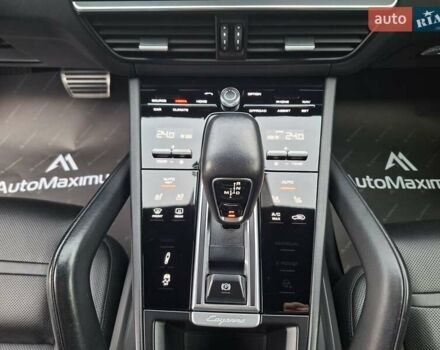 Черный Порше Каен, объемом двигателя 2.89 л и пробегом 114 тыс. км за 55555 $, фото 22 на Automoto.ua