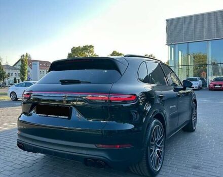 Порше Каен 2017 в Киеве на Automoto.ua Черный Порше Каен, объемом двигателя 2.9 л и пробегом 110 тыс. км за 68500 $, фото 7 на Automoto.ua