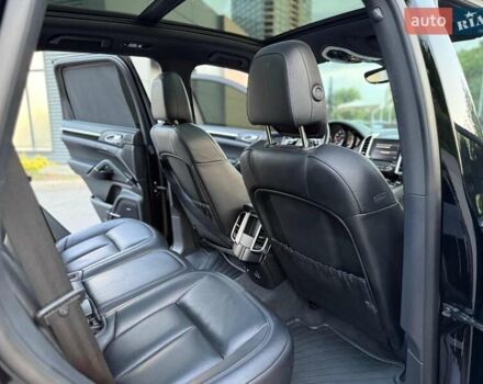 Черный Порше Каен, объемом двигателя 3.6 л и пробегом 99 тыс. км за 34000 $, фото 33 на Automoto.ua