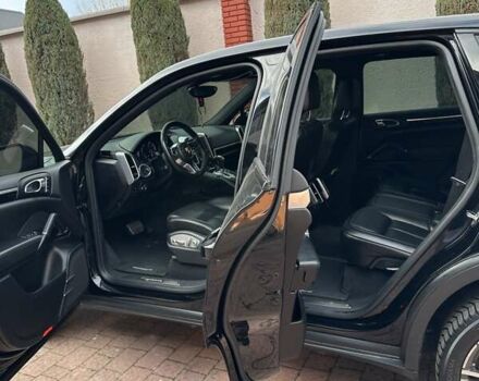 Черный Порше Каен, объемом двигателя 3.6 л и пробегом 64 тыс. км за 28999 $, фото 9 на Automoto.ua