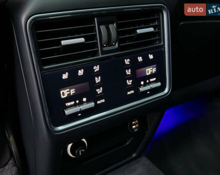 Чорний Порше Cayenne, об'ємом двигуна 2.9 л та пробігом 99 тис. км за 70000 $, фото 17 на Automoto.ua