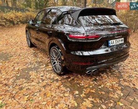 Черный Порше Каен, объемом двигателя 2.89 л и пробегом 118 тыс. км за 57000 $, фото 4 на Automoto.ua