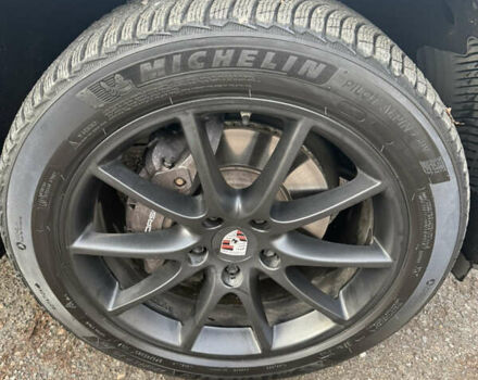 Чорний Порше Cayenne, об'ємом двигуна 3 л та пробігом 82 тис. км за 51000 $, фото 4 на Automoto.ua