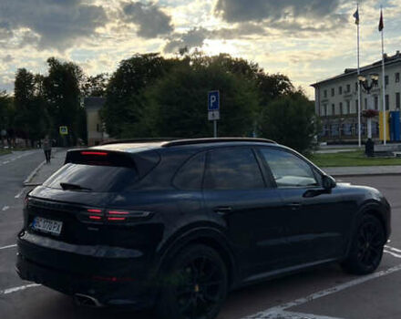 Черный Порше Каен, объемом двигателя 3 л и пробегом 125 тыс. км за 51000 $, фото 10 на Automoto.ua