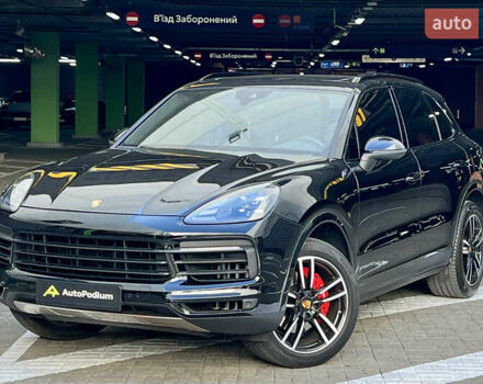 Черный Порше Каен, объемом двигателя 3 л и пробегом 133 тыс. км за 47000 $, фото 6 на Automoto.ua