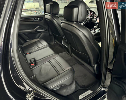 Черный Порше Каен, объемом двигателя 3 л и пробегом 99 тыс. км за 43800 $, фото 12 на Automoto.ua