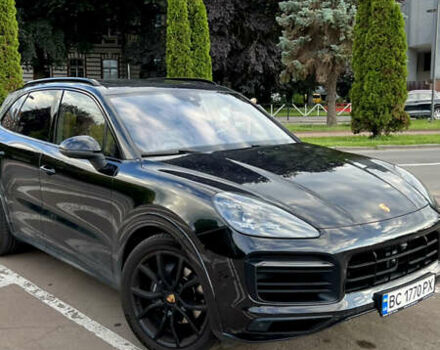 Черный Порше Каен, объемом двигателя 3 л и пробегом 125 тыс. км за 51000 $, фото 3 на Automoto.ua