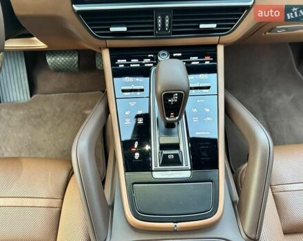 Черный Порше Каен, объемом двигателя 3 л и пробегом 170 тыс. км за 63500 $, фото 57 на Automoto.ua