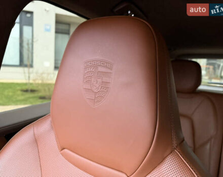 Черный Порше Каен, объемом двигателя 3 л и пробегом 170 тыс. км за 59999 $, фото 45 на Automoto.ua