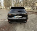 Чорний Порше Cayenne, об'ємом двигуна 3 л та пробігом 82 тис. км за 51000 $, фото 19 на Automoto.ua