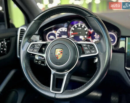 Черный Порше Каен, объемом двигателя 3 л и пробегом 133 тыс. км за 48999 $, фото 24 на Automoto.ua