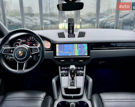 Чорний Порше Cayenne, об'ємом двигуна 3 л та пробігом 134 тис. км за 46000 $, фото 34 на Automoto.ua