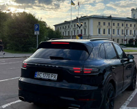 Черный Порше Каен, объемом двигателя 3 л и пробегом 125 тыс. км за 51000 $, фото 6 на Automoto.ua