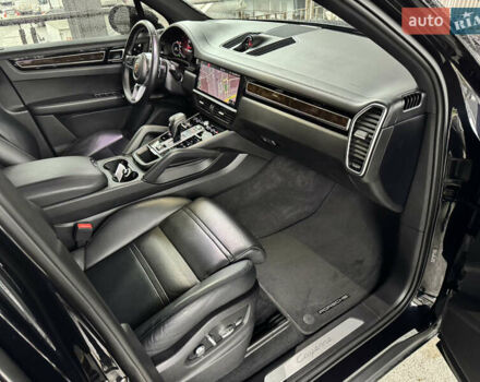 Черный Порше Каен, объемом двигателя 3 л и пробегом 99 тыс. км за 43800 $, фото 13 на Automoto.ua