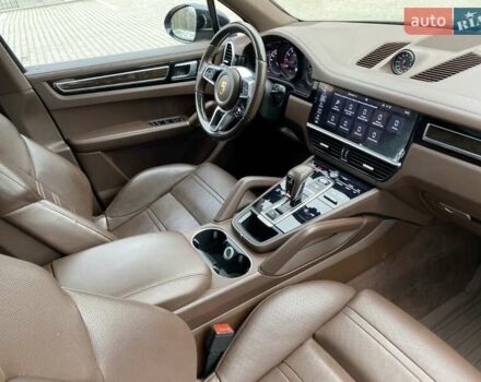 Черный Порше Каен, объемом двигателя 3 л и пробегом 125 тыс. км за 51000 $, фото 25 на Automoto.ua