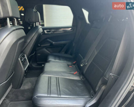 Черный Порше Каен, объемом двигателя 3 л и пробегом 133 тыс. км за 48999 $, фото 41 на Automoto.ua