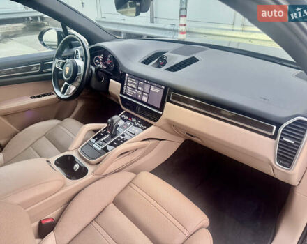 Чорний Порше Cayenne, об'ємом двигуна 3 л та пробігом 119 тис. км за 53000 $, фото 32 на Automoto.ua