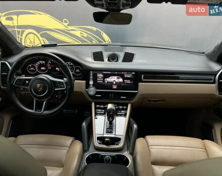 Чорний Порше Cayenne, об'ємом двигуна 2.89 л та пробігом 191 тис. км за 52000 $, фото 24 на Automoto.ua