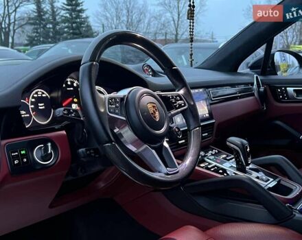 Черный Порше Каен, объемом двигателя 3 л и пробегом 84 тыс. км за 61000 $, фото 10 на Automoto.ua