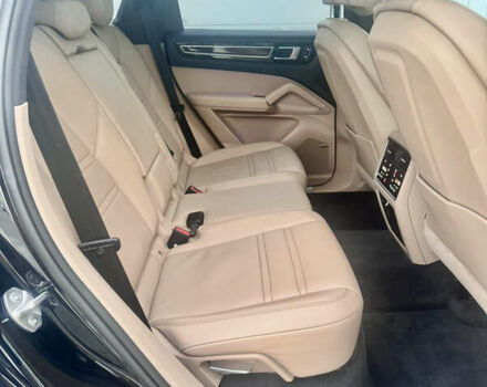 Чорний Порше Cayenne, об'ємом двигуна 3 л та пробігом 119 тис. км за 53000 $, фото 36 на Automoto.ua