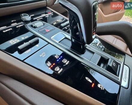 Черный Порше Каен, объемом двигателя 3 л и пробегом 170 тыс. км за 63500 $, фото 59 на Automoto.ua