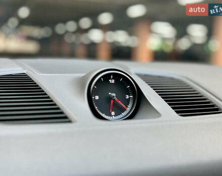 Черный Порше Каен, объемом двигателя 3 л и пробегом 133 тыс. км за 47000 $, фото 34 на Automoto.ua