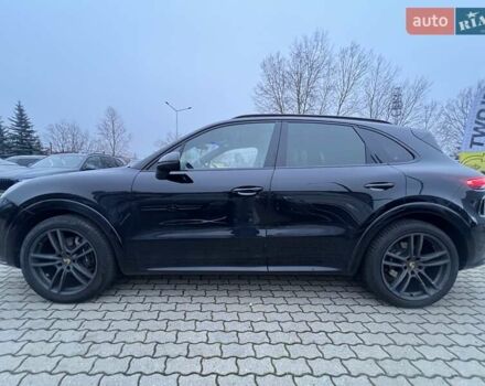 Черный Порше Каен, объемом двигателя 3 л и пробегом 84 тыс. км за 61000 $, фото 4 на Automoto.ua