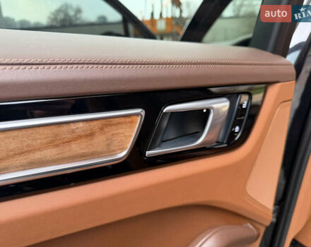 Черный Порше Каен, объемом двигателя 3 л и пробегом 170 тыс. км за 59999 $, фото 22 на Automoto.ua