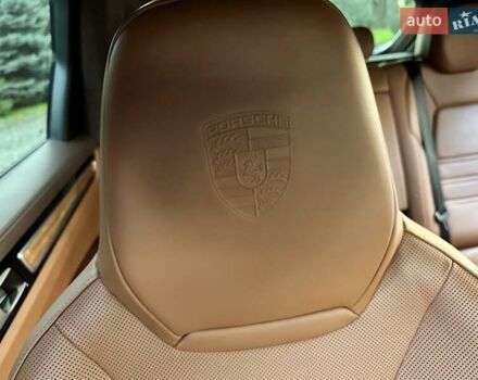 Черный Порше Каен, объемом двигателя 3 л и пробегом 170 тыс. км за 63500 $, фото 58 на Automoto.ua