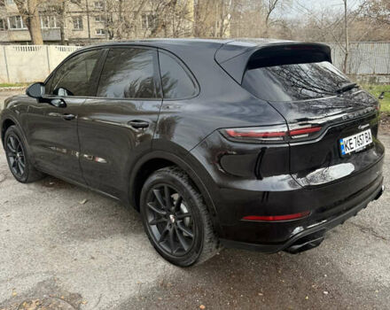 Чорний Порше Cayenne, об'ємом двигуна 3 л та пробігом 82 тис. км за 51000 $, фото 3 на Automoto.ua
