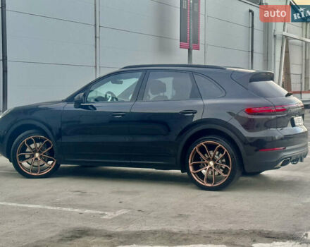 Чорний Порше Cayenne, об'ємом двигуна 3 л та пробігом 119 тис. км за 53000 $, фото 18 на Automoto.ua