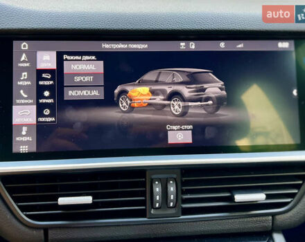 Черный Порше Каен, объемом двигателя 3 л и пробегом 133 тыс. км за 47000 $, фото 35 на Automoto.ua