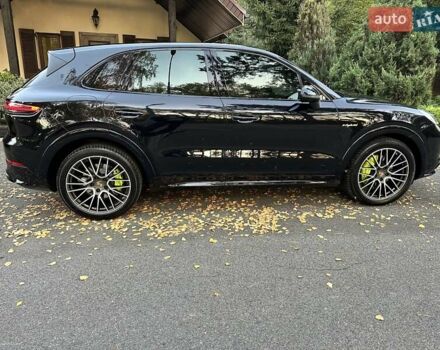 Черный Порше Каен, объемом двигателя 3 л и пробегом 170 тыс. км за 63500 $, фото 22 на Automoto.ua