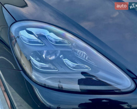 Чорний Порше Cayenne, об'ємом двигуна 3 л та пробігом 119 тис. км за 53000 $, фото 65 на Automoto.ua