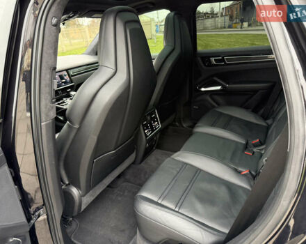 Черный Порше Каен, объемом двигателя 4 л и пробегом 89 тыс. км за 84500 $, фото 29 на Automoto.ua