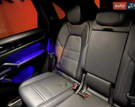 Черный Порше Каен, объемом двигателя 3 л и пробегом 32 тыс. км за 69900 $, фото 67 на Automoto.ua