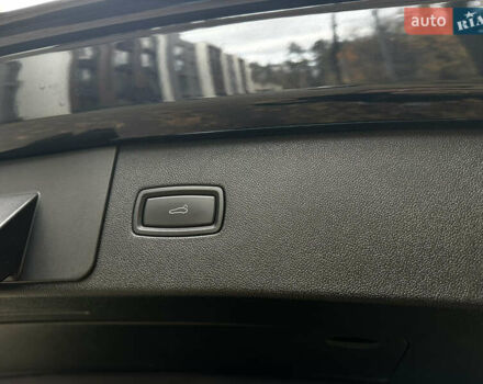 Черный Порше Каен, объемом двигателя 3 л и пробегом 40 тыс. км за 75000 $, фото 32 на Automoto.ua