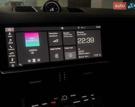 Черный Порше Каен, объемом двигателя 3 л и пробегом 32 тыс. км за 69900 $, фото 92 на Automoto.ua