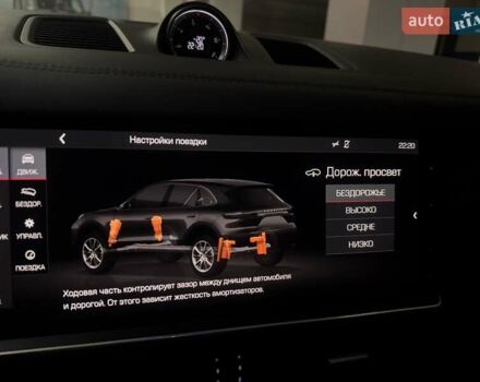 Черный Порше Каен, объемом двигателя 3 л и пробегом 32 тыс. км за 69900 $, фото 52 на Automoto.ua