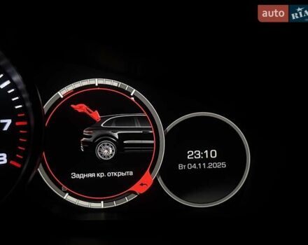 Черный Порше Каен, объемом двигателя 3 л и пробегом 32 тыс. км за 69900 $, фото 39 на Automoto.ua