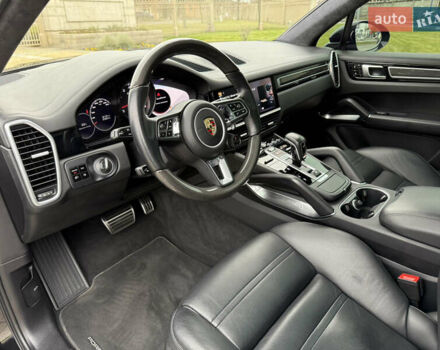 Черный Порше Каен, объемом двигателя 4 л и пробегом 89 тыс. км за 84500 $, фото 43 на Automoto.ua