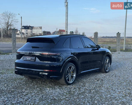 Черный Порше Каен, объемом двигателя 4 л и пробегом 120 тыс. км за 87700 $, фото 10 на Automoto.ua