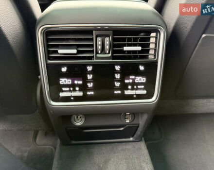 Черный Порше Каен, объемом двигателя 4 л и пробегом 89 тыс. км за 84500 $, фото 27 на Automoto.ua