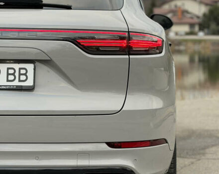 Черный Порше Каен, объемом двигателя 3 л и пробегом 66 тыс. км за 57500 $, фото 19 на Automoto.ua