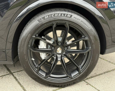 Черный Порше Каен, объемом двигателя 4 л и пробегом 89 тыс. км за 84500 $, фото 33 на Automoto.ua